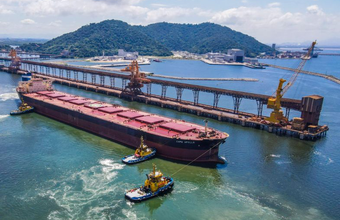 Porto Sudeste recebe navio tipo Wozmax e eleva eficiência logística
