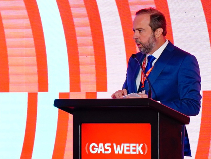 Na Gas Week, ministro Alexandre Silveira defende medidas que visam reduzir o preço do gás natural